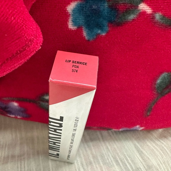 LIP SERVICE LIP GLOSS HI-SHINE LIP COLOR - PDA - Picture 6 of 7